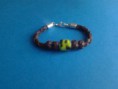 Pulsera de cuero con nudos bola y cristal